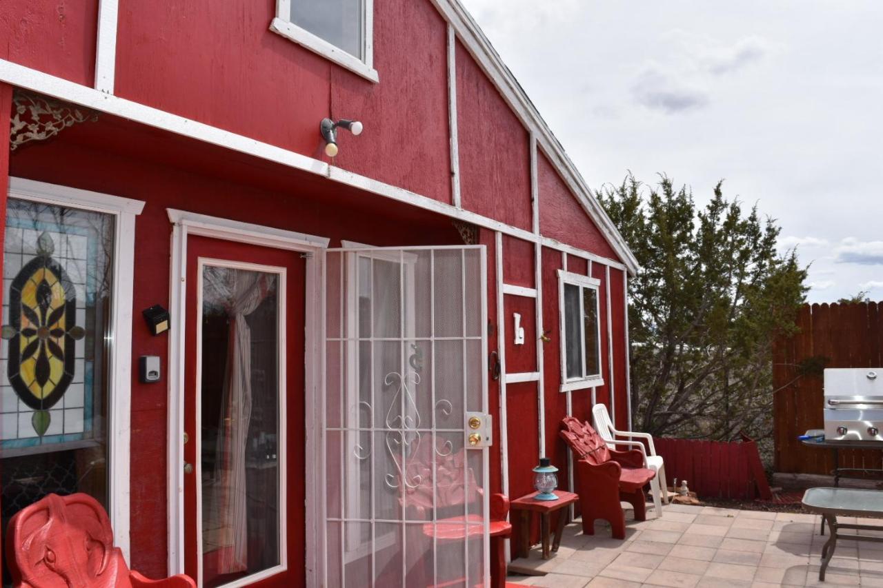 Dumplin Patch Bed & Breakfast Валле Экстерьер фото